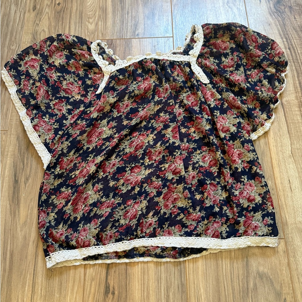 Floral Lace Trim Women's Top